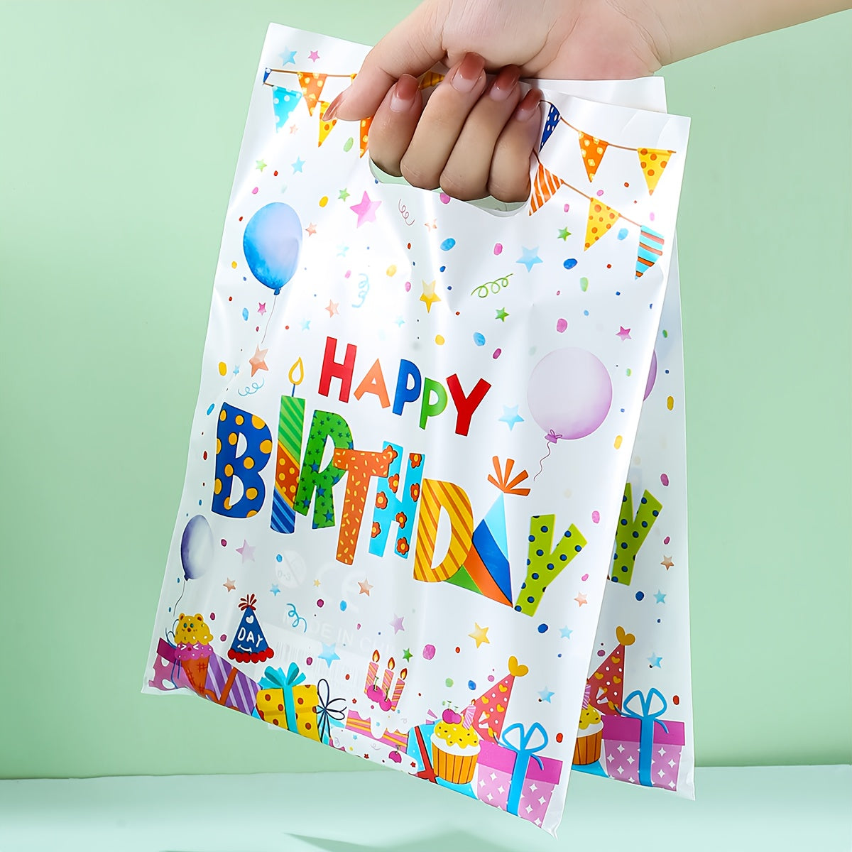 Happy Birthday Gift Bags (15 Bags, 25 x 18 cm) (photo 3)
